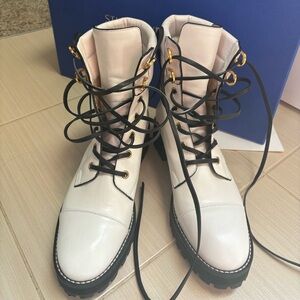 Stuart Weitzman leather combat boots 6.5